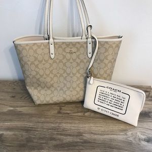 Coach Tote